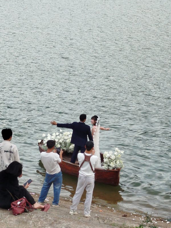 Wedding boat photoshoot on Xuan Huong Lake, Da Lat