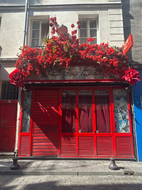 Street-level Paris: murals, monuments, and flower-covered facades