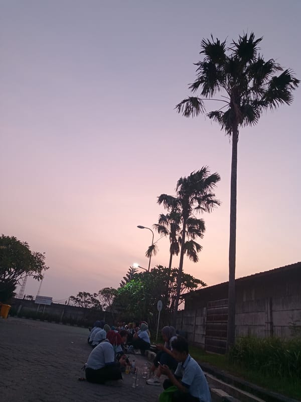 Evening gathering of 15 people observed in Nglundo, Indonesia