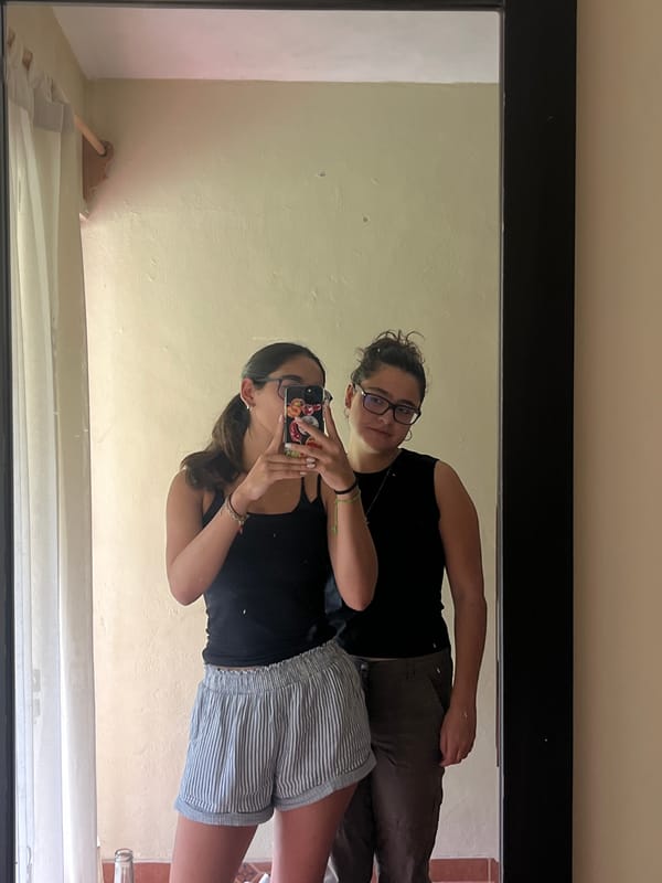 Mirror selfie captured in Tenextepec, Mexico