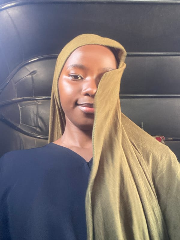 Morning commute scenes captured in Dar es-Salaam public transport