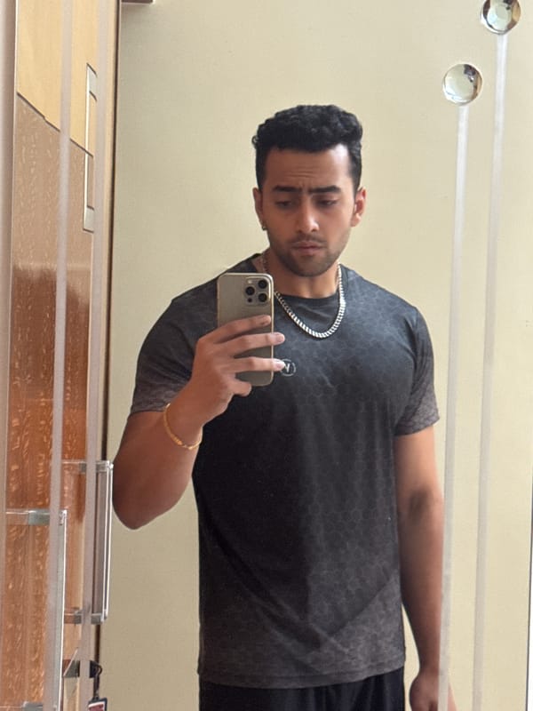 Man takes multiple mirror selfies indoors in Kolkata