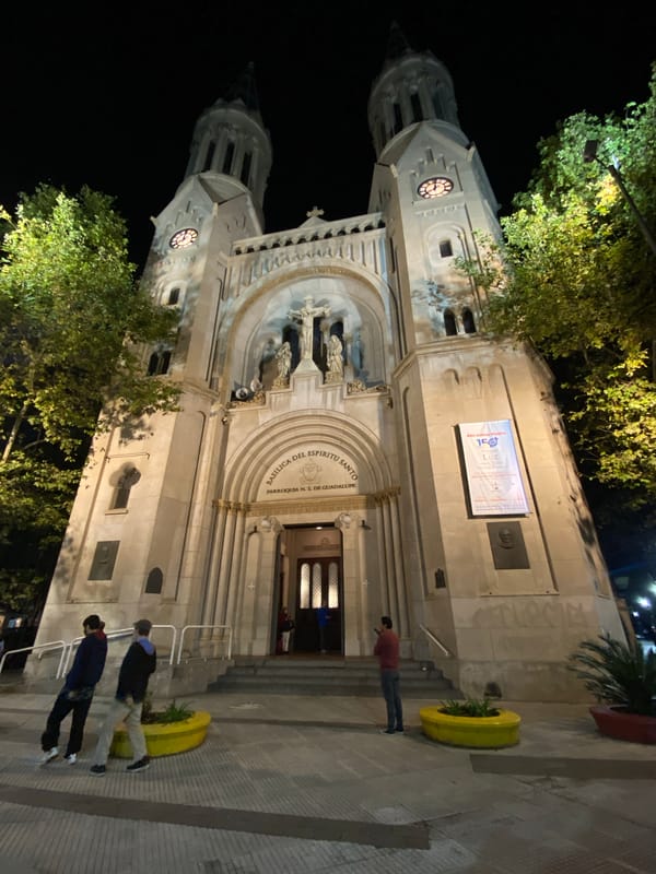 Nighttime street market operates near Buenos Aires basilica