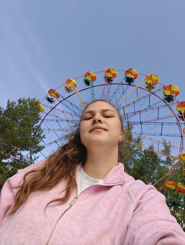 Weekend riverside activities captured in Chaikovsky, Russia waterfront district