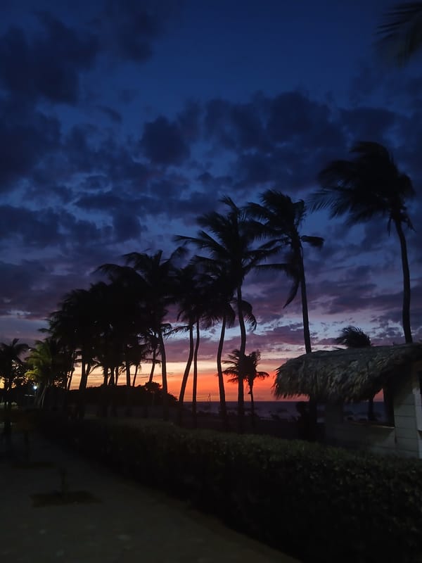 Venezuelan resort guests witness dramatic sunset over pools