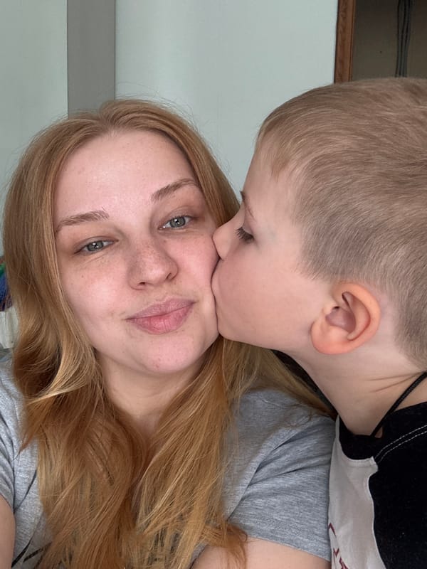 Mother and child photographed together in Rusanovo, Russia
