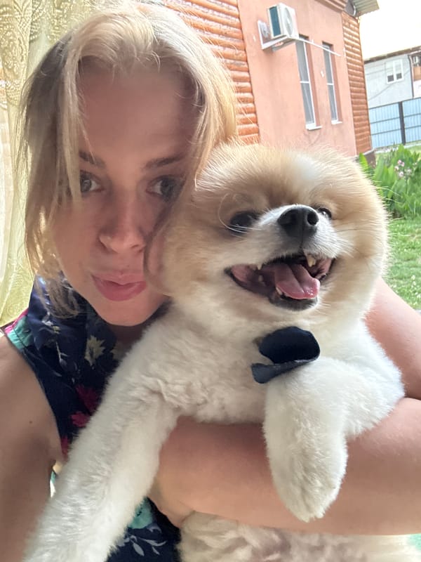 Lazy afternoon with a Pomeranian in Alakhadzi, Abkhazia