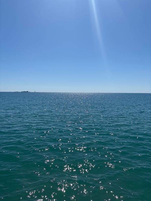Clear skies, calm seas documented along Fréjus coastline