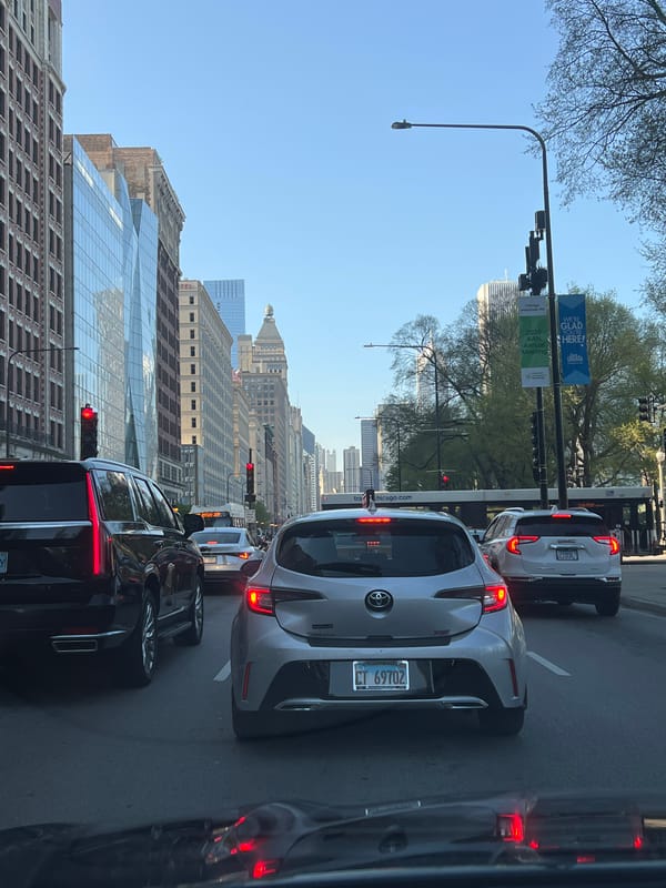 Traffic comes to standstill on Chicago street Tuesday evening