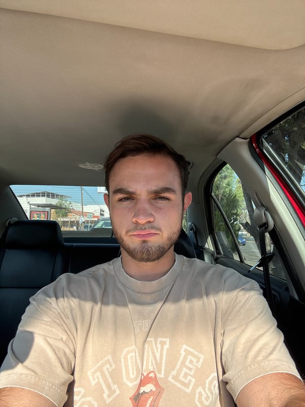 Driver observed on city street in Puebla, Mexico