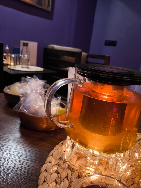 Tea room scene captured in Khimki, Russia