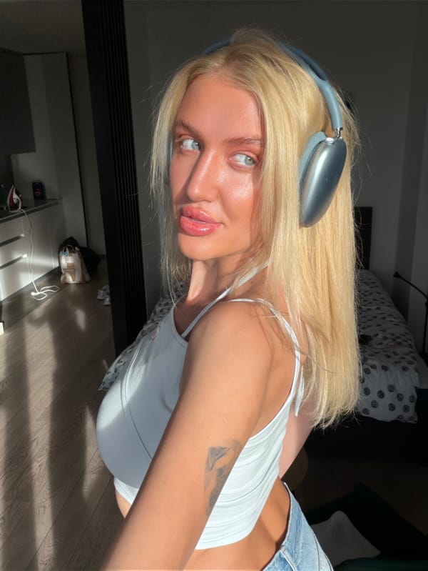 Personal photo session documented across Belgrade afternoon