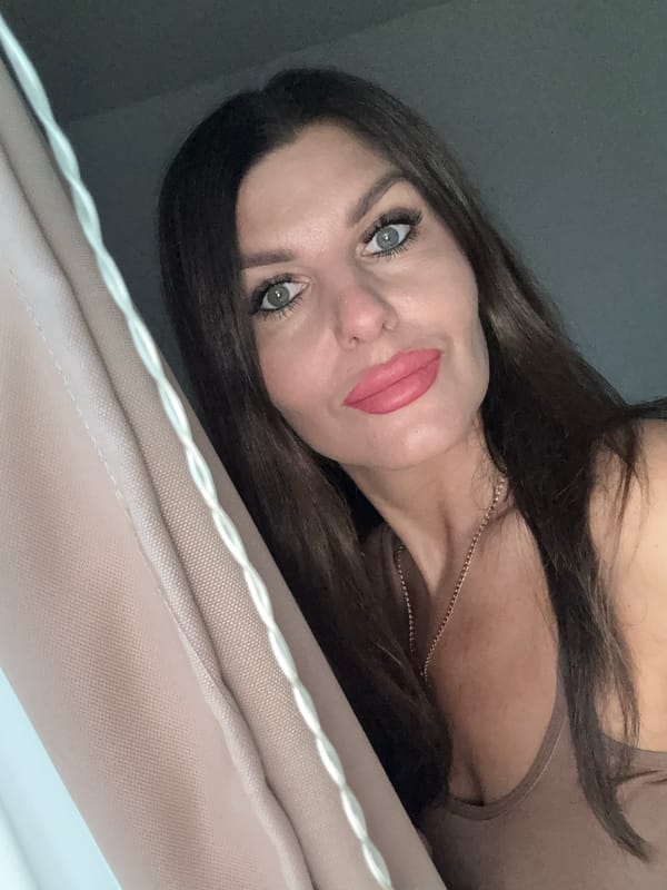 Selfie session in a Chaikovsky apartment, mid-July