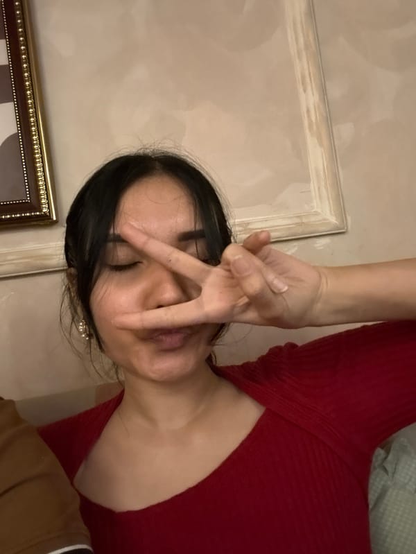 Couple enjoys evening at decorated hookah lounge in Howrah