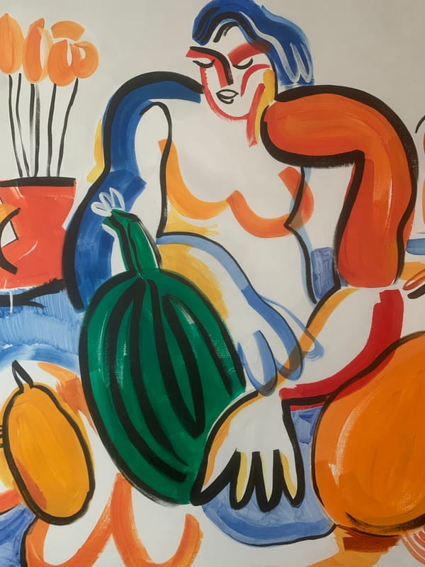 Moscow witnesses capture abstract art and snake plant growth