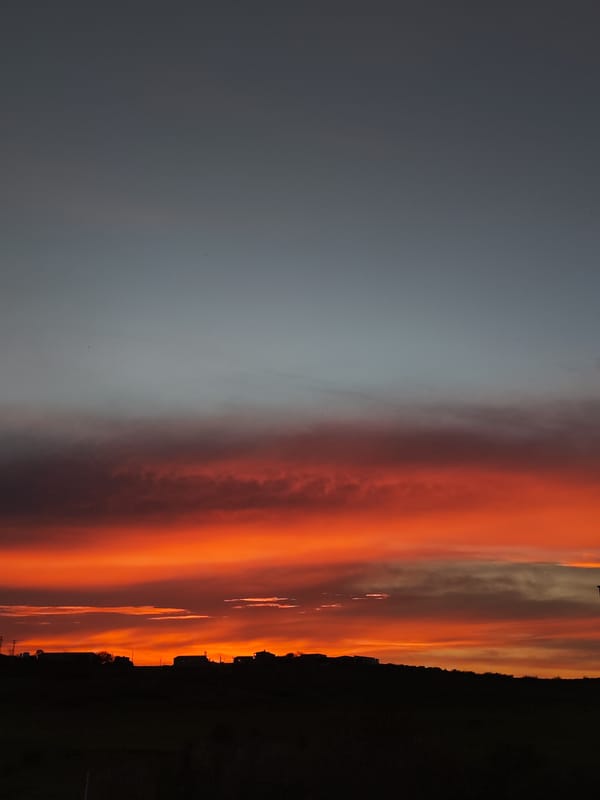 Dramatic sunset captured by witnesses in Burgas, Bulgaria