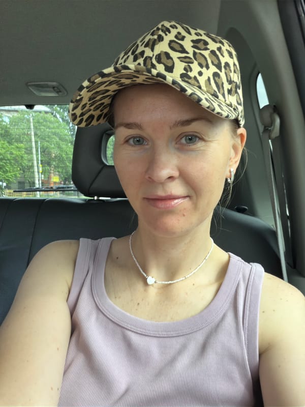 Khabarovsk home afternoon: selfies, snacks, and toy robots