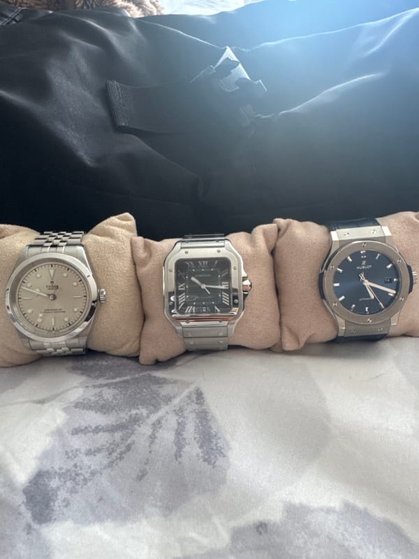 Person documents personal life moments in Mexican suburb