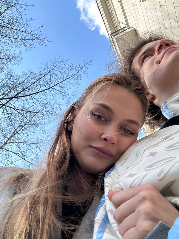 Casual street life moments captured across Krasnoyarsk in six minutes