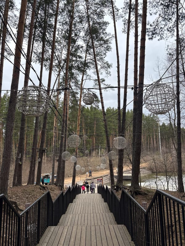 Spring morning walk documented at Neftekamsk waterfront park