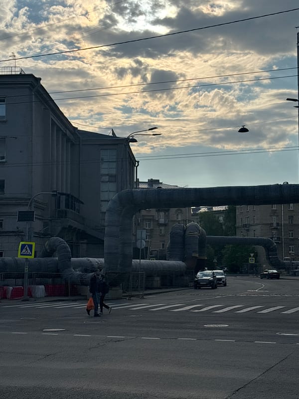 Family moments and distinctive piped cityscape captured by witnesses