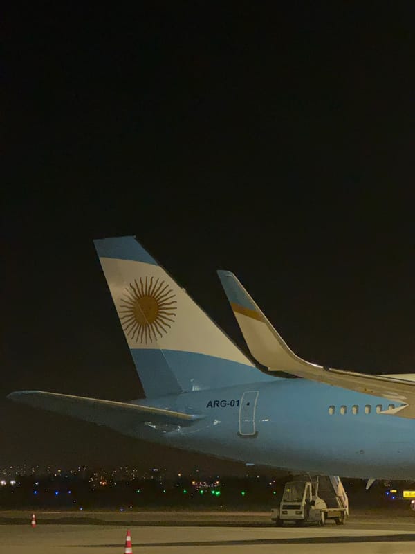 Argentine aircraft ARG-01 spotted at night in Israel