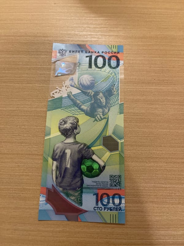 Russian banknotes and daily life documented in Panyu District