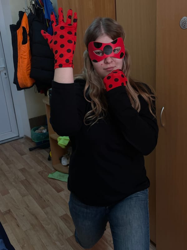 Ladybug cosplayer spotted in Saint Petersburg morning hours