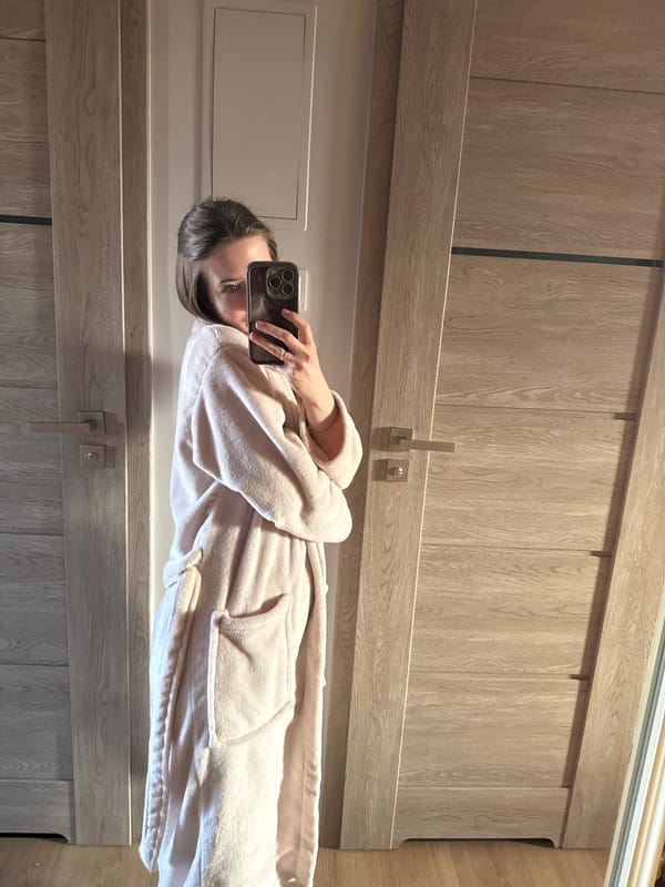 Indoor moments captured in Łódź homes and windows