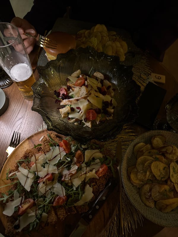 Social gathering with dining and hot tub in Căciulați