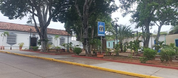 Afternoon walking tour documents La Asunción's colonial architecture, street murals