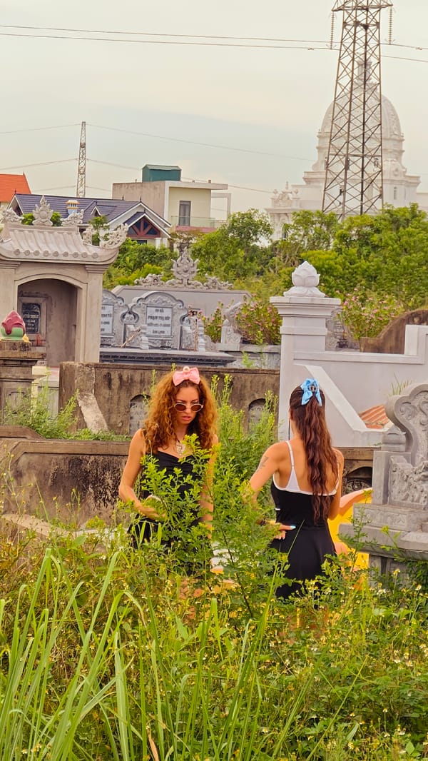 Cemetery visit and photo session in Hoa Lư Ward