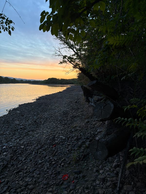 Sunset viewing draws witnesses along Bira River in Birobidzhan