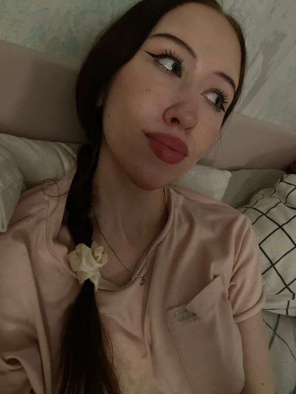 Bedroom selfie series from Votkinsk, Russia