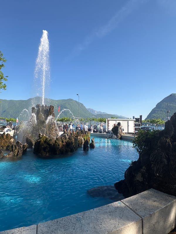 Fountain display draws attention in sunny Lugano waterfront area