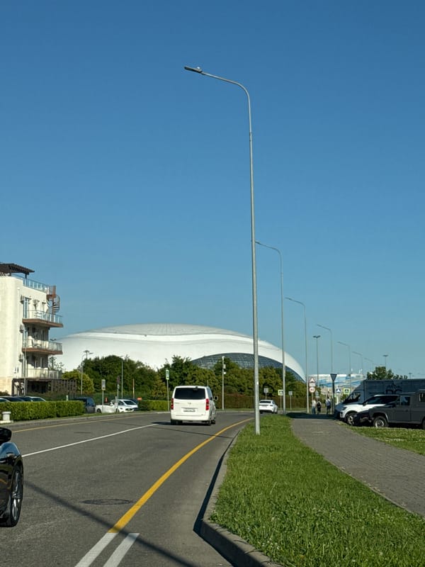 Clear day street scenes documented in Sirius, Russia