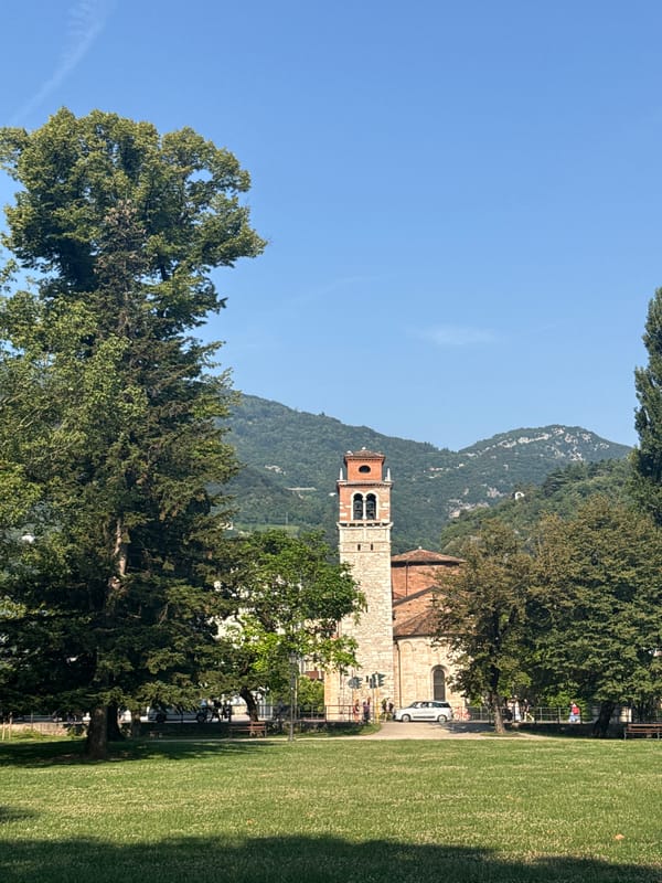 Morning stroll through Trento's monuments and city center