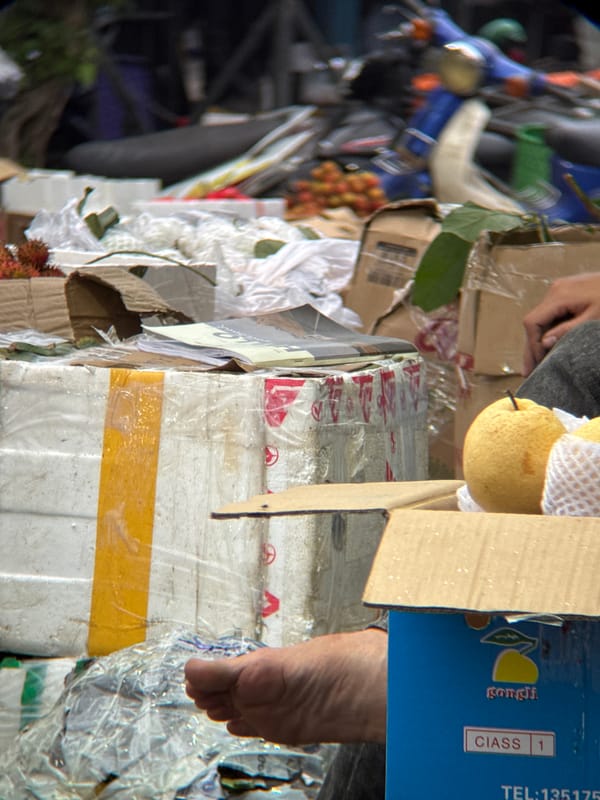 Evening street life around a Nha Trang market hub