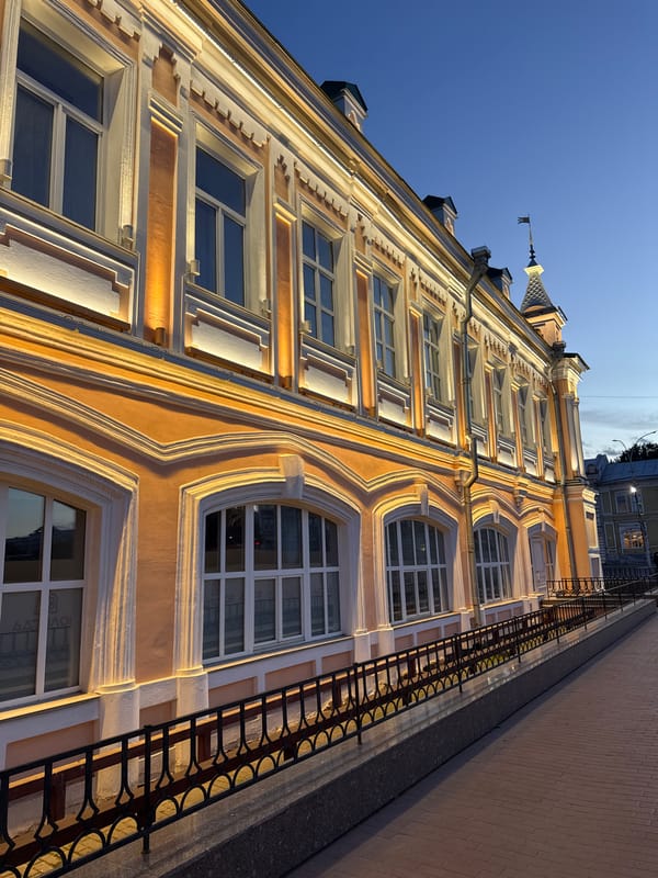 Evening stroll through historic Vologda city center captured
