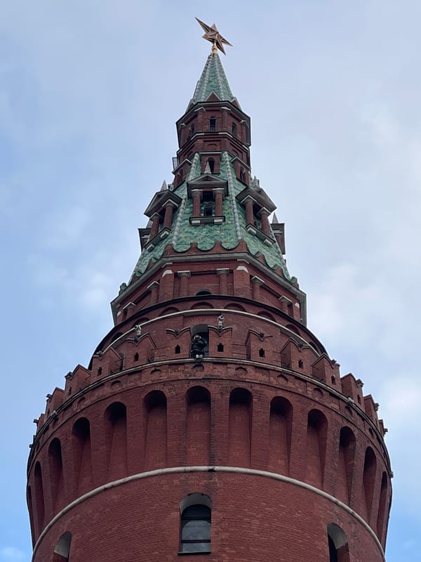 Moscow residents document salon visit and Kremlin sightseeing