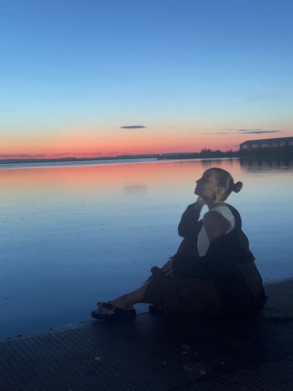Evening waterfront scenes documented across Chaikovsky, Russia