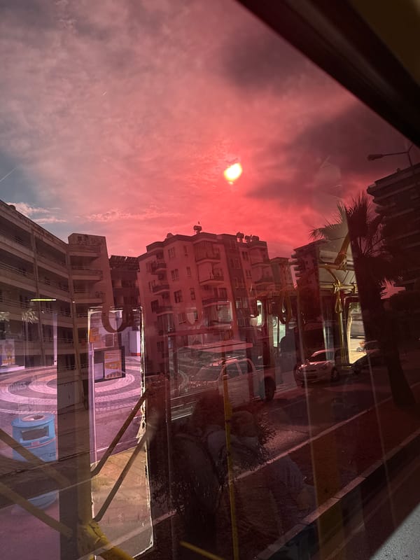 Unusual red sky and bus interior documented in Alanya