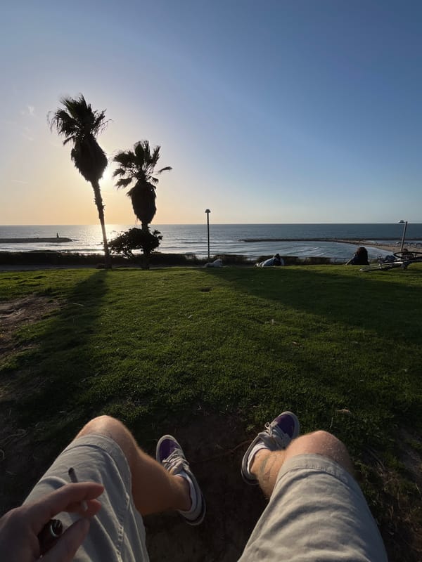 Tel Aviv residents document sunset and street scenes