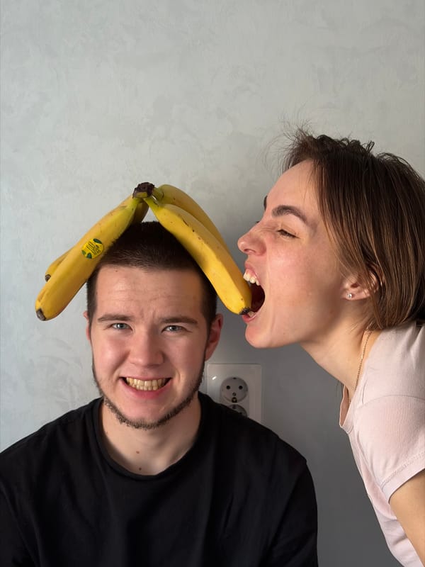 Late-night banana photo session captured in Sarapul apartment
