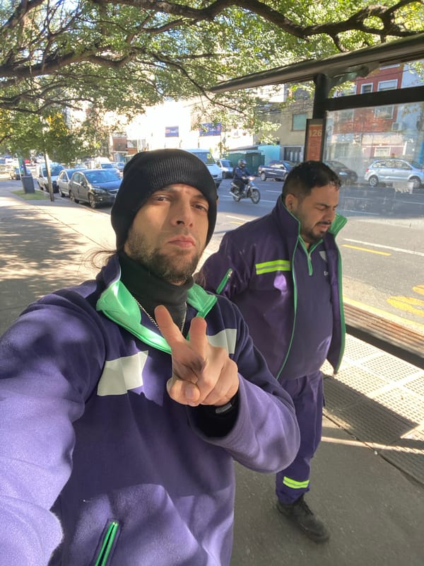 Ordinary Buenos Aires street life captured across six minutes