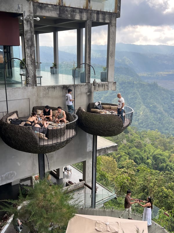 Morning dining and sightseeing captured at Kintamani volcanic overlook cafes