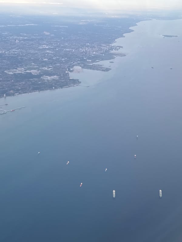 Ships observed in waters off Denpasar coast