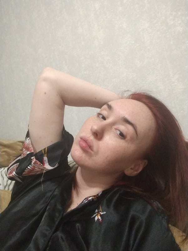 Intimate home moments documented in Izhevsk residence