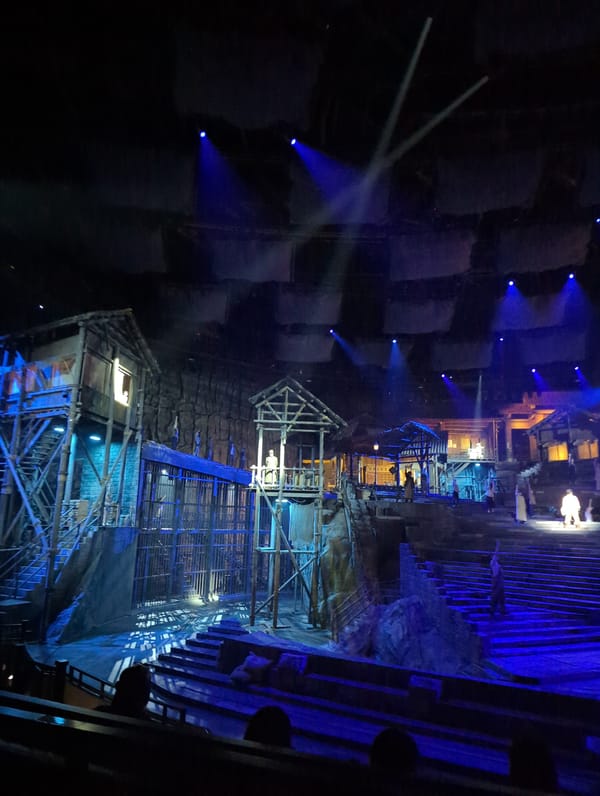 Inside Chongqing 1949, an immersive historical stage epic