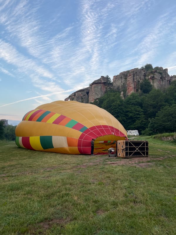 Hot air balloon activities documented at Bulgaria's Belogradchik Rocks